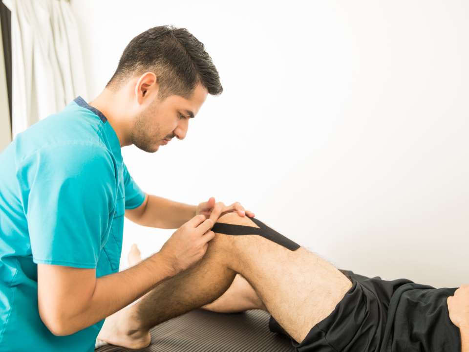 Kinesio taping – kiedy stosować?