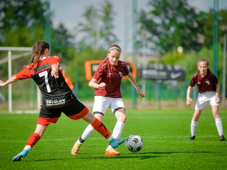 Suplementy dla młodych sportowców - czy są bezpieczne?